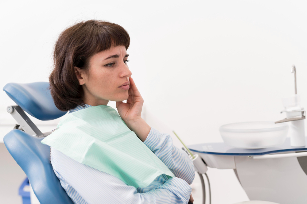 concerned woman at dentist